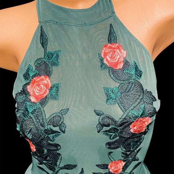 Poison Ivy Theme Green Cosplay Bodysuit - Picture 2 of 5